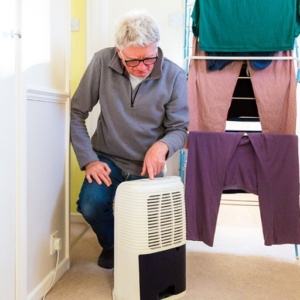 How to Use a Dehumidifier for Efficient Clothes Drying?