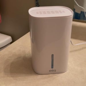 What Are suitable Mini Dehumidifiers for Small Spaces?